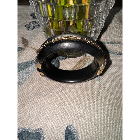 Alexis Bittar Lucite Bangle Bracelet Black Gold Tone Crystal Accent Designer - Picture 4 of 9